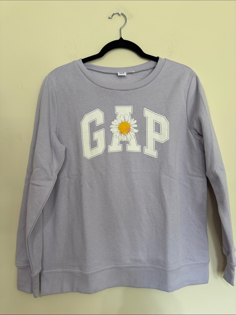 GAP Lavender Crewneck Sweatshirt with Daisy Logo